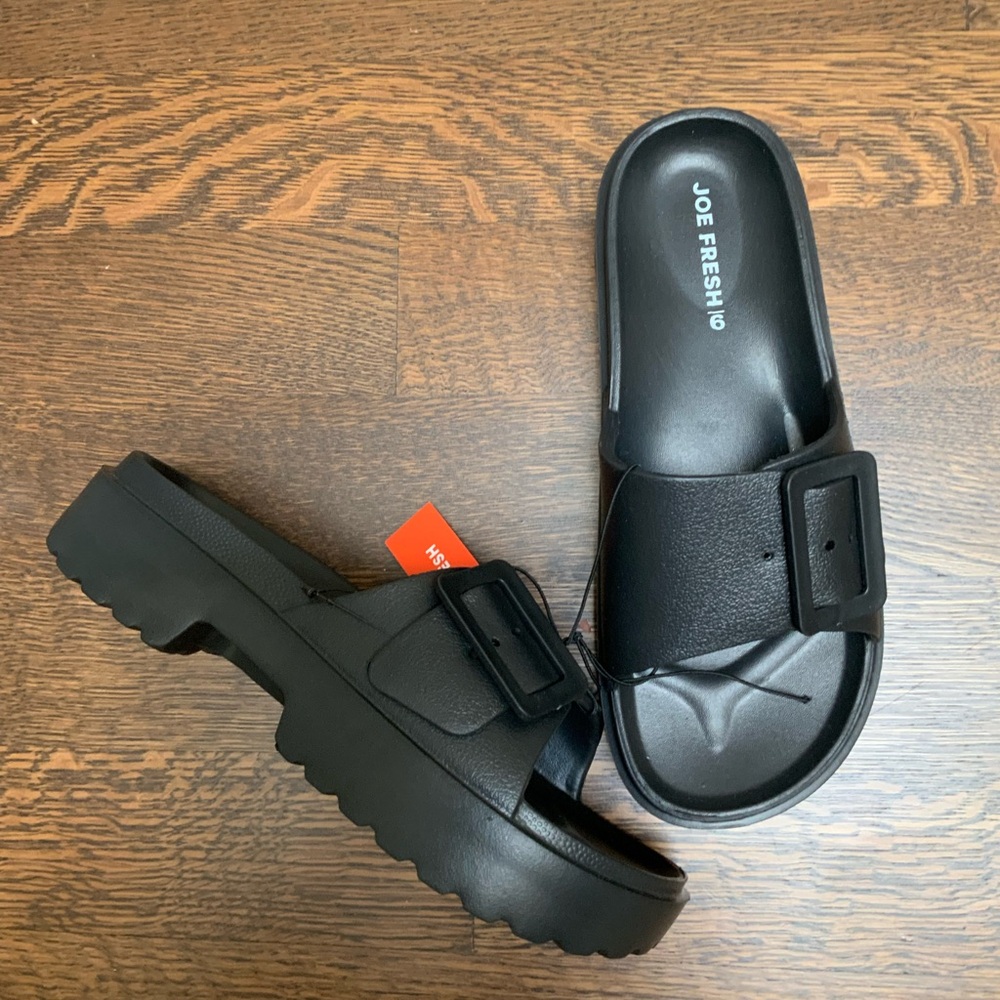 JOE FRESH Slip On Black Buckle Sandals Womens Size 9 BRAND NEW Light Weight - Picture 2 of 7
